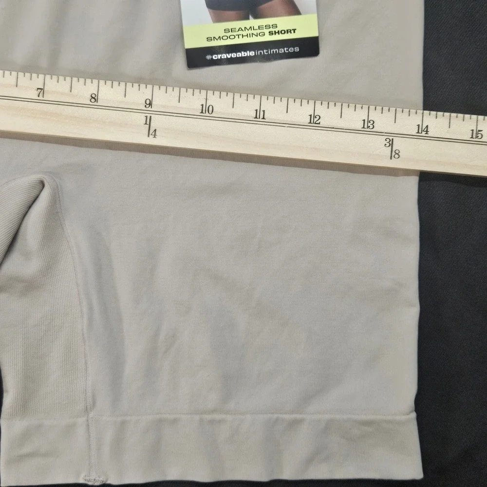 Maidenform seamless smoothing